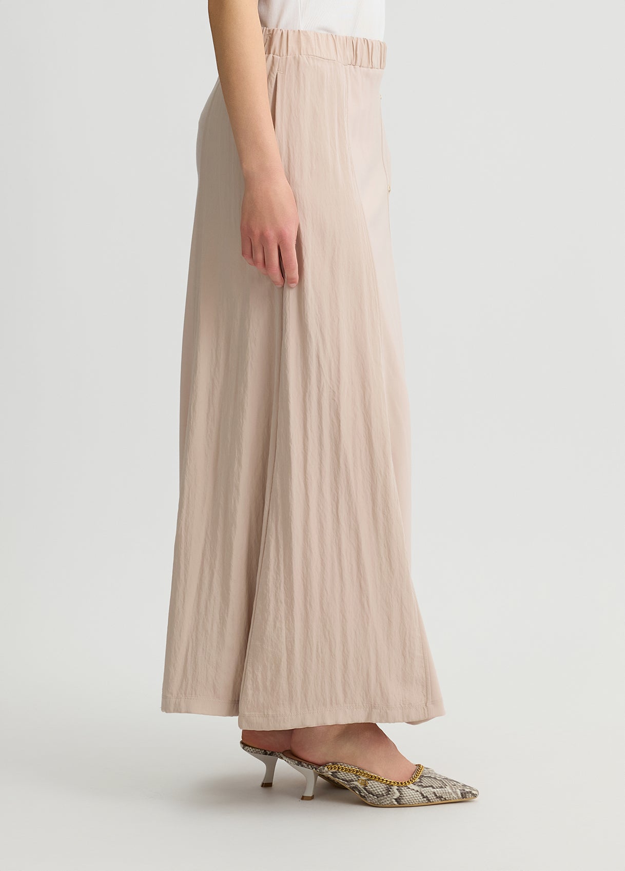 TA5223J594241305XXS-beige