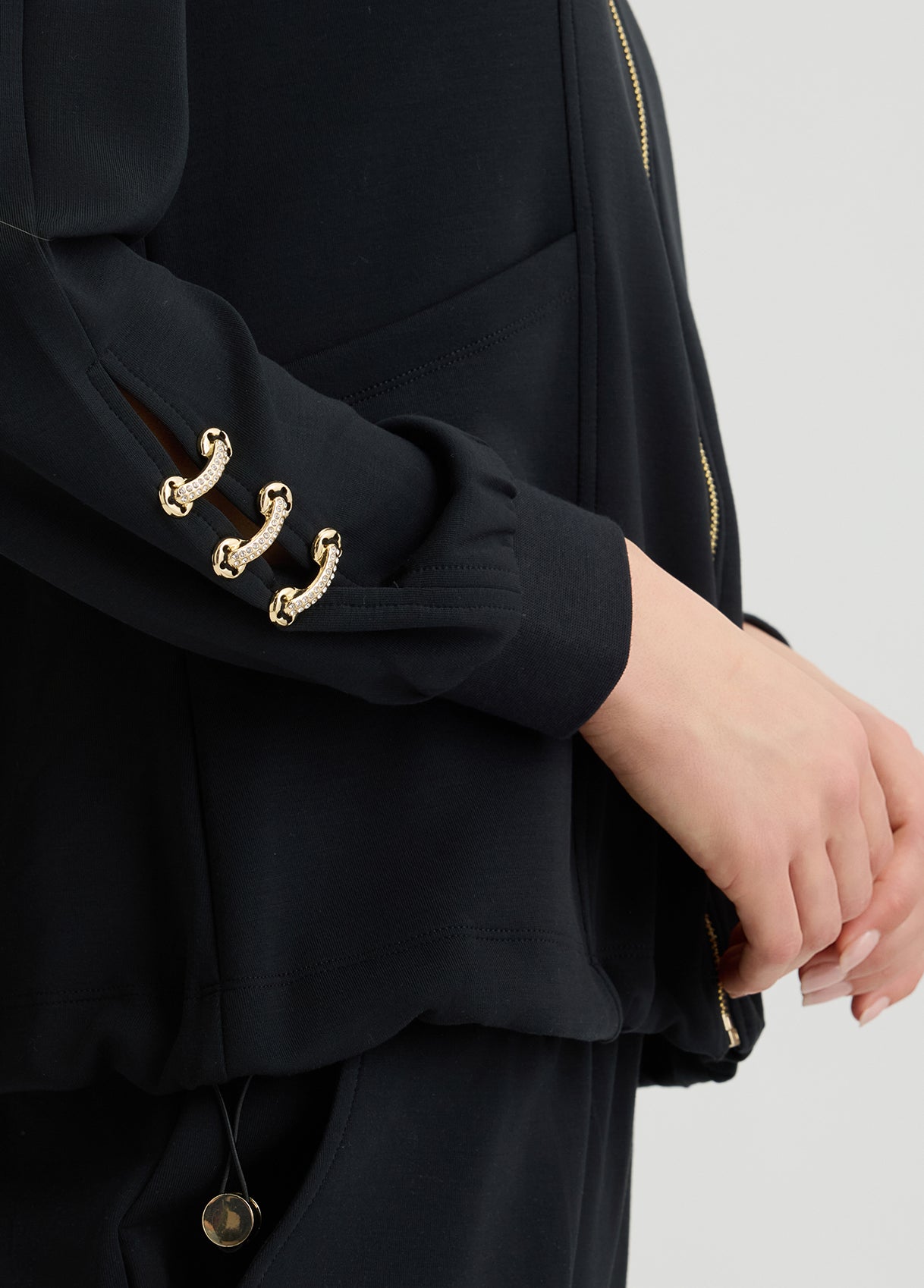 TA5225J486922222XXS-black