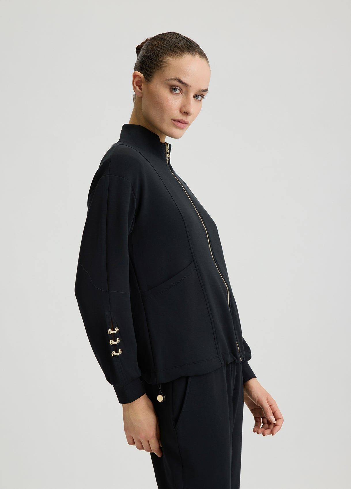 TA5225J486922222XXS-black