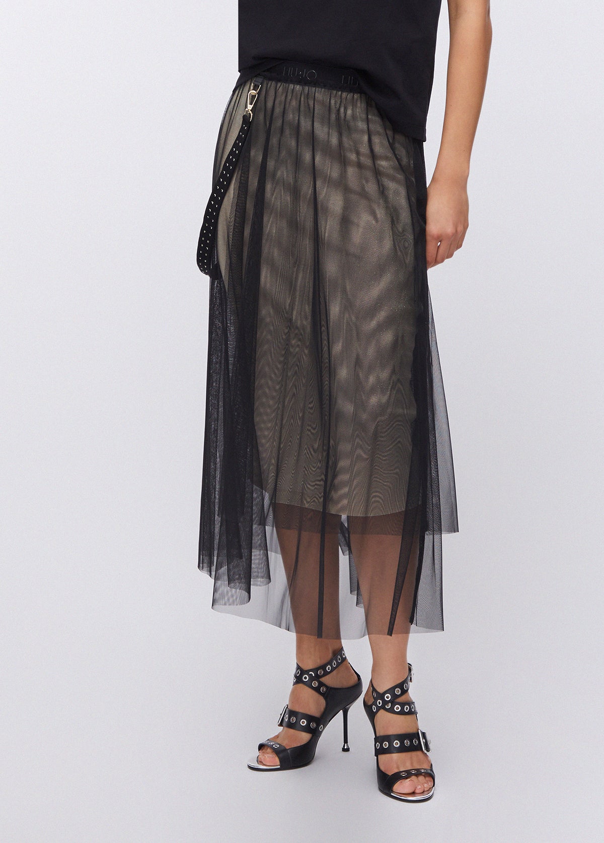 TA6165J5433C3881XXS-black