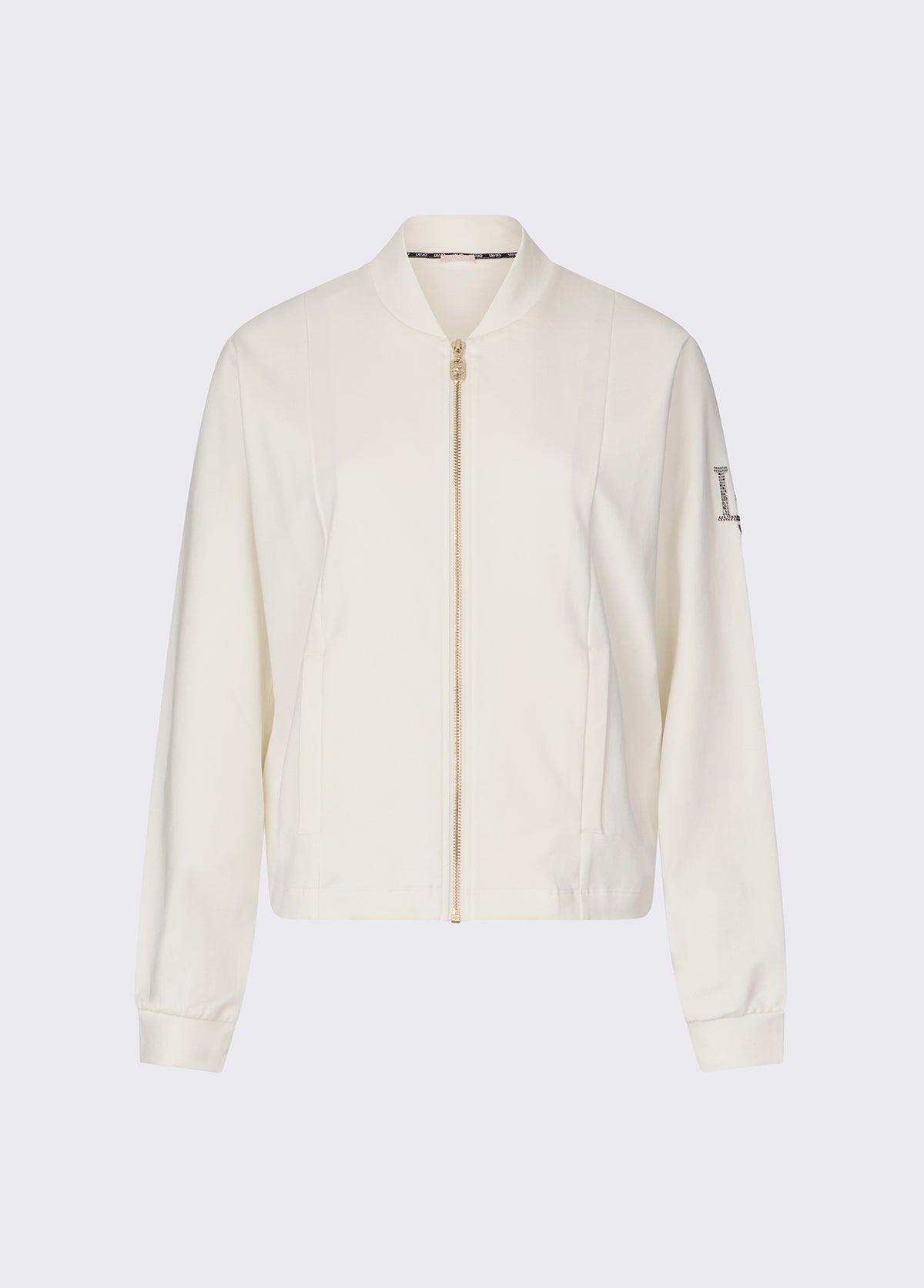 TA6222FS09010105XXS-white