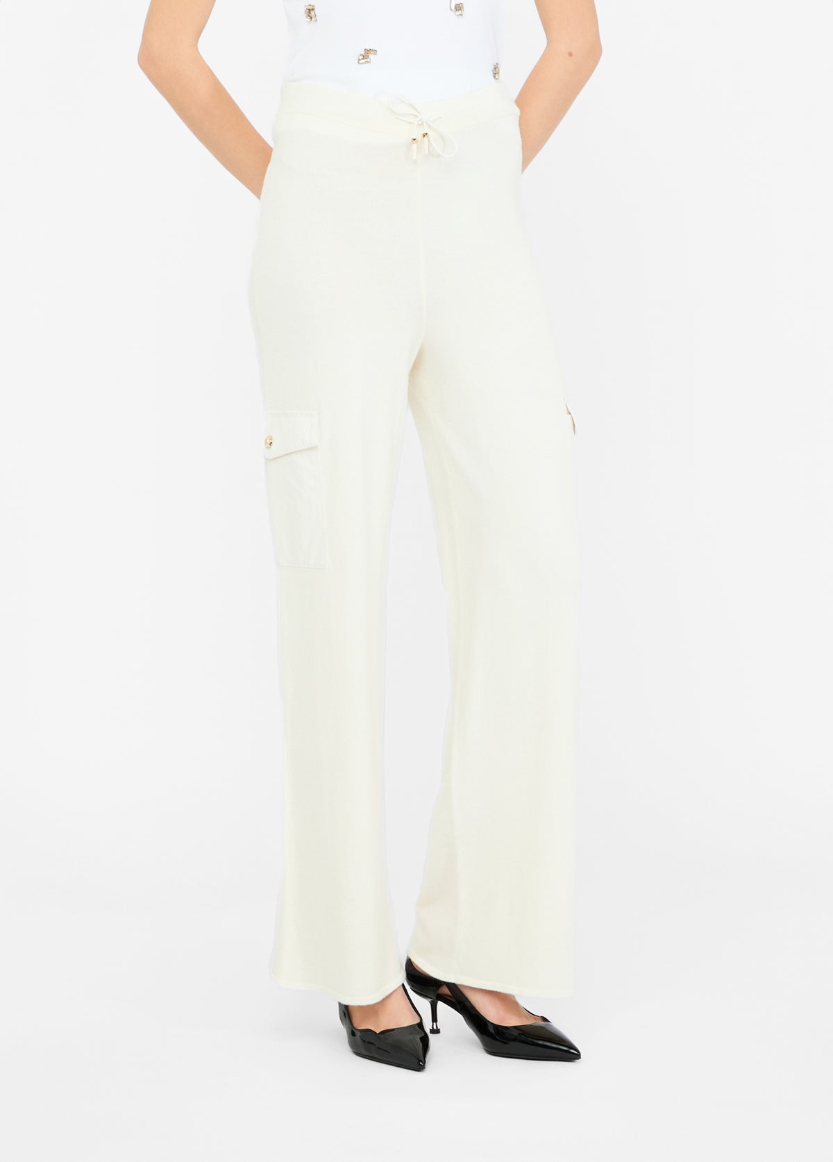 TF5041MS75L10103S-Milky white
