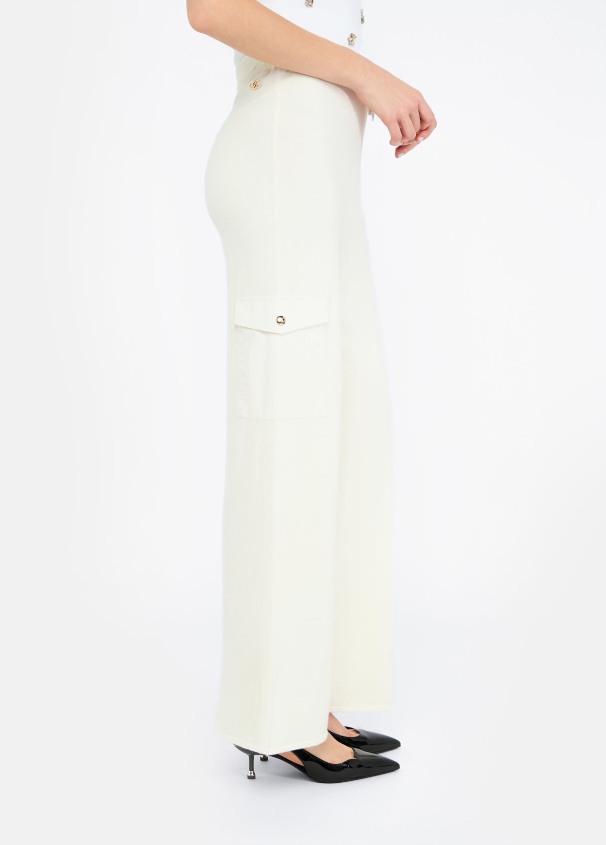 TF5041MS75L10103S-Milky white