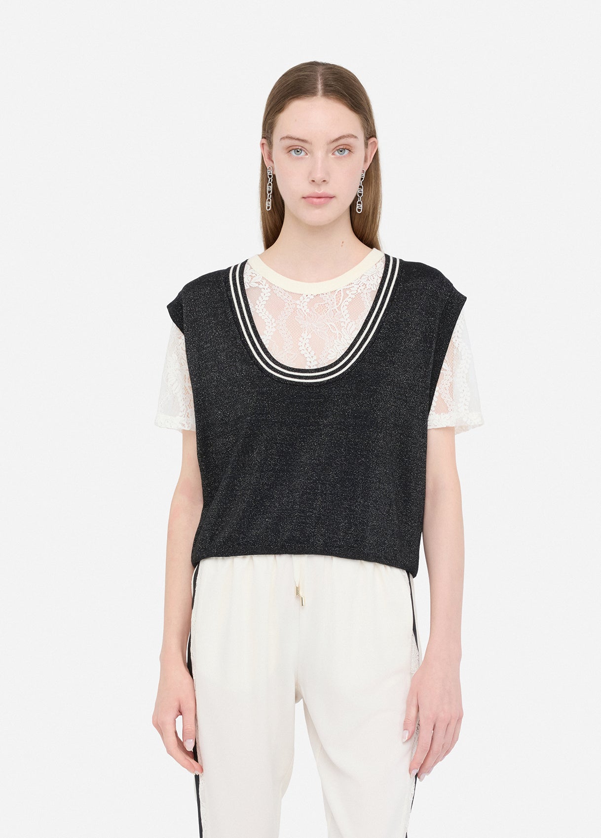 TF5057MS49IA4349XXS-black and white