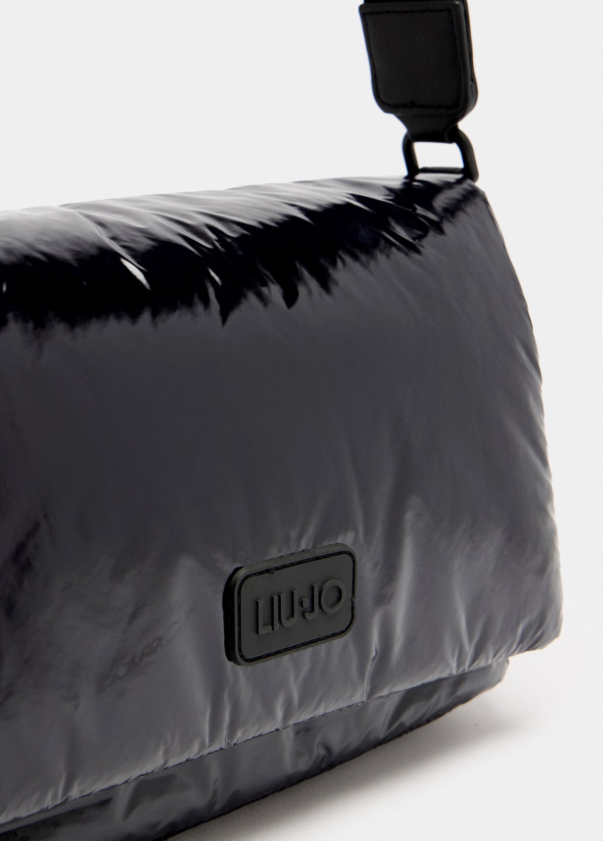 TF5088T378322222T.U.-black