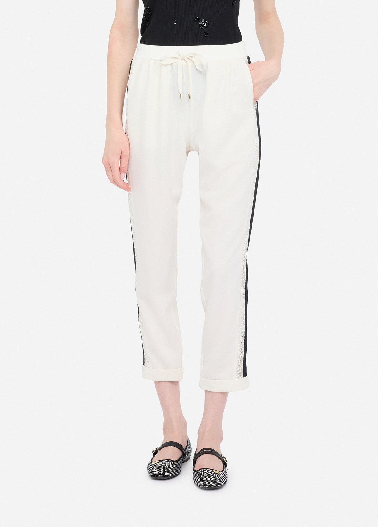 TF5132TS423C3768XXS-Milky white
