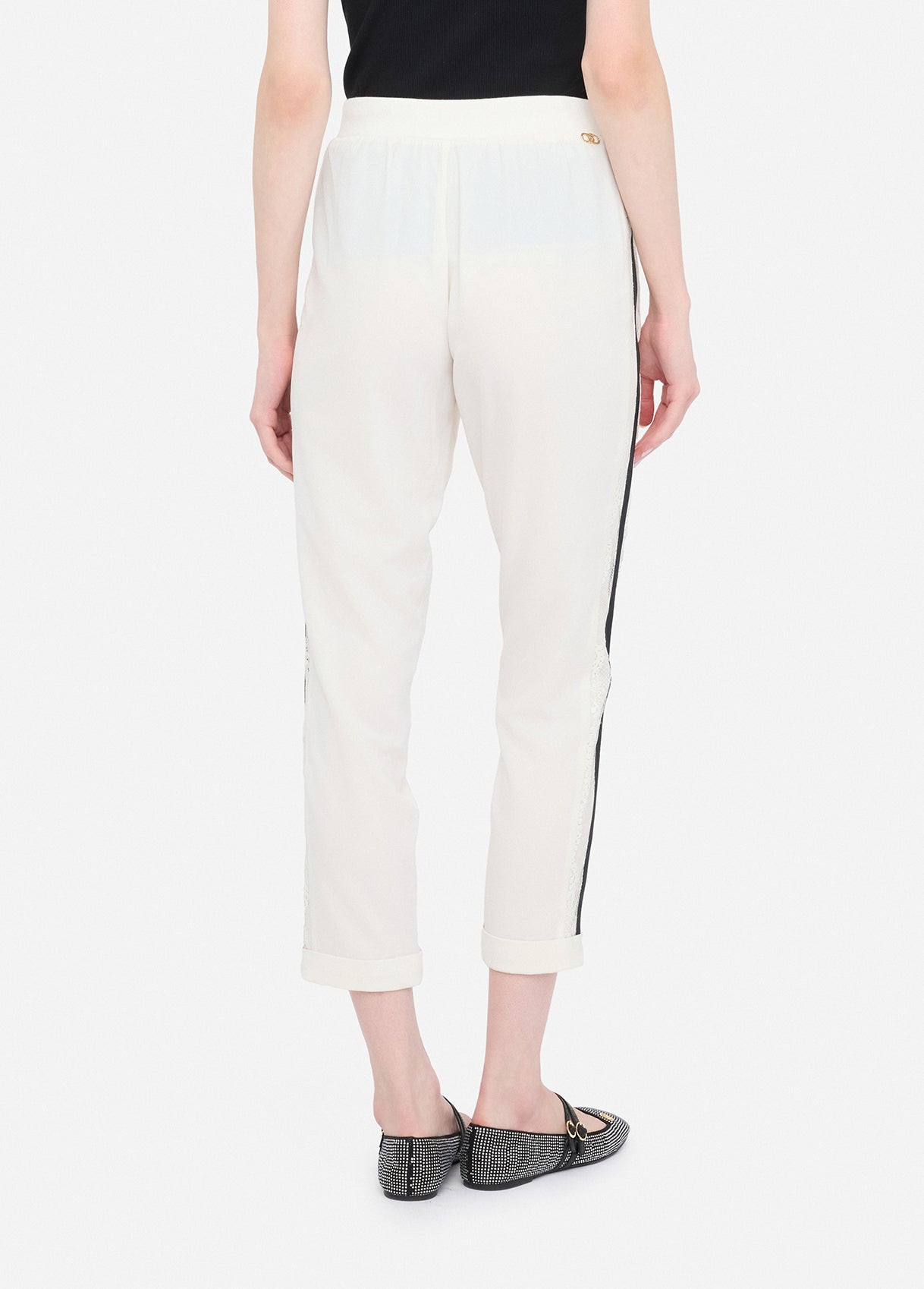 TF5132TS423C3768XXS-Milky white