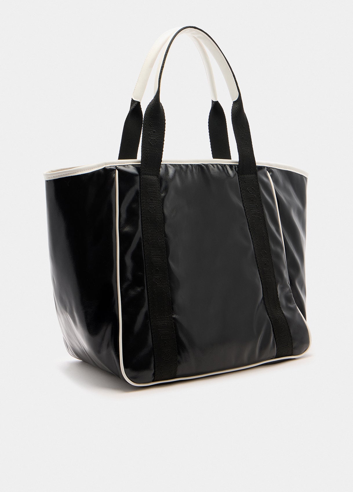 TF5137E103222222T.U.-black