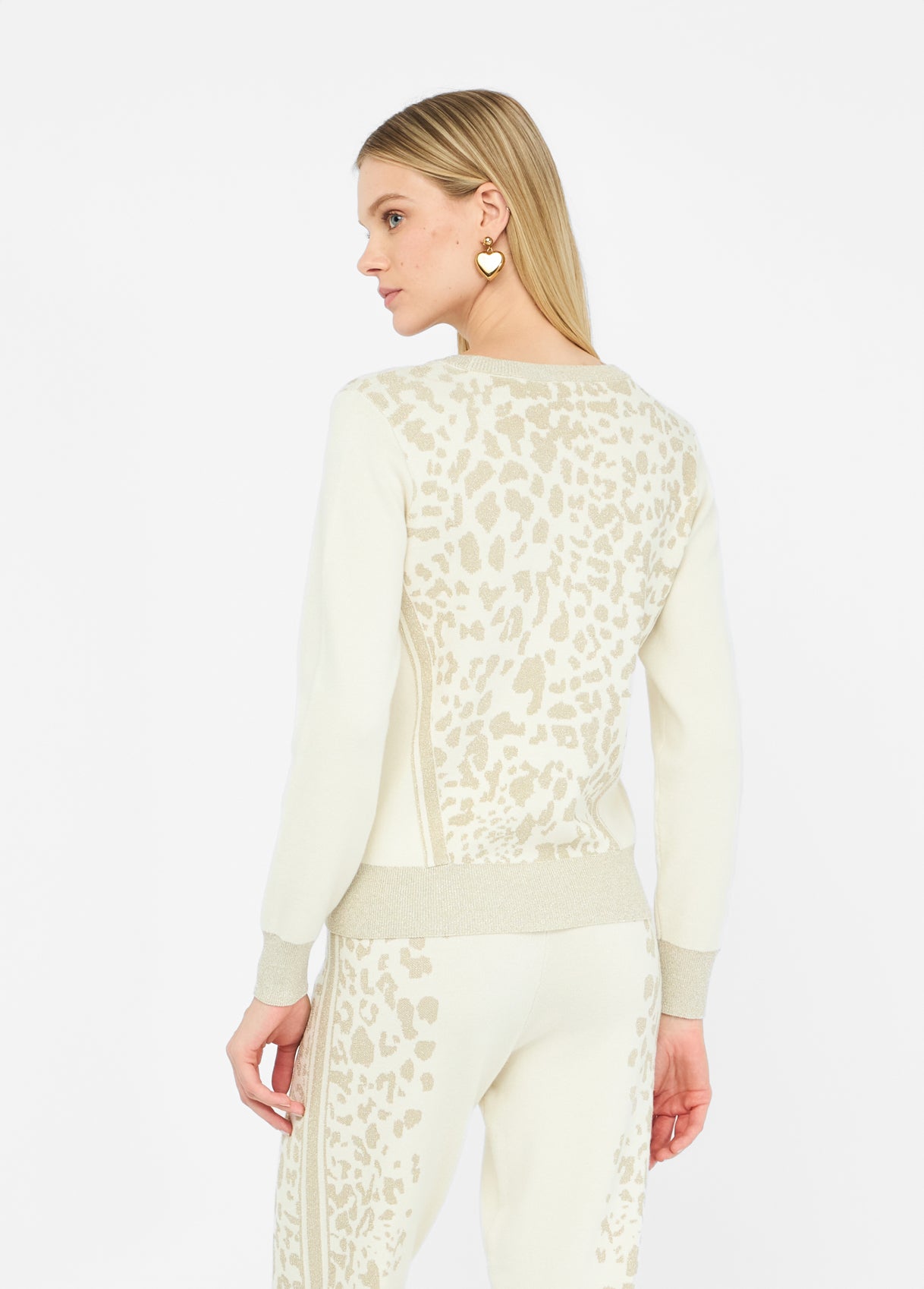 TF5172MS49IA4351XXS-Milky white