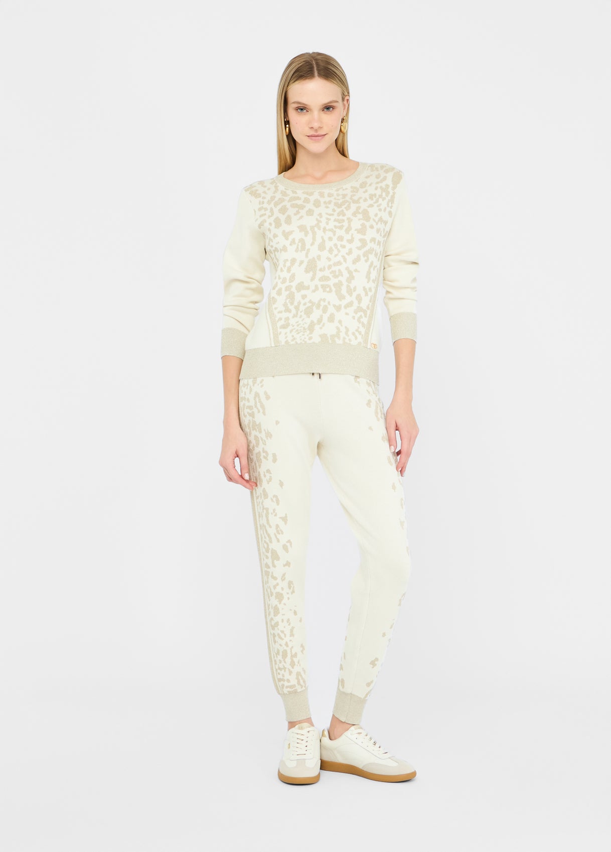 TF5172MS49IA4351XXS-Milky white