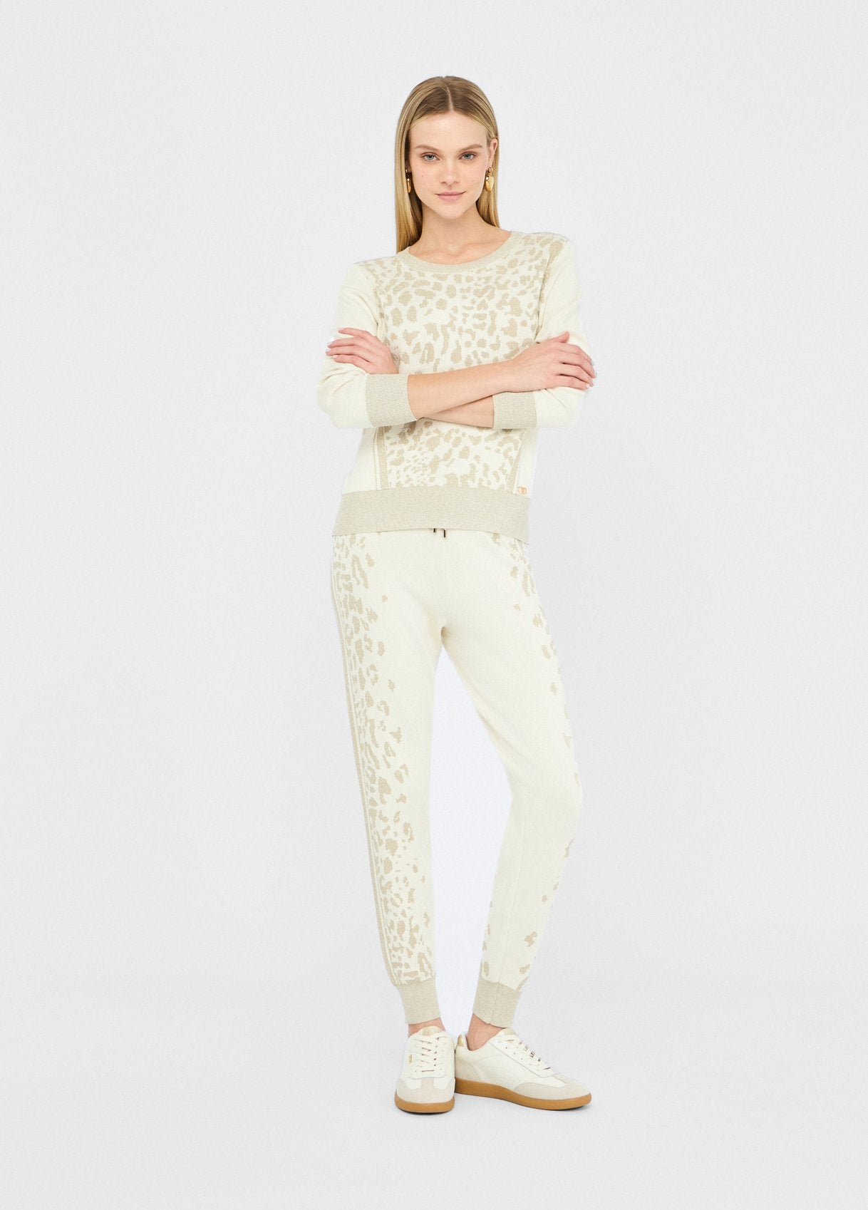 TF5174MS49IA4351XXS-Milky white