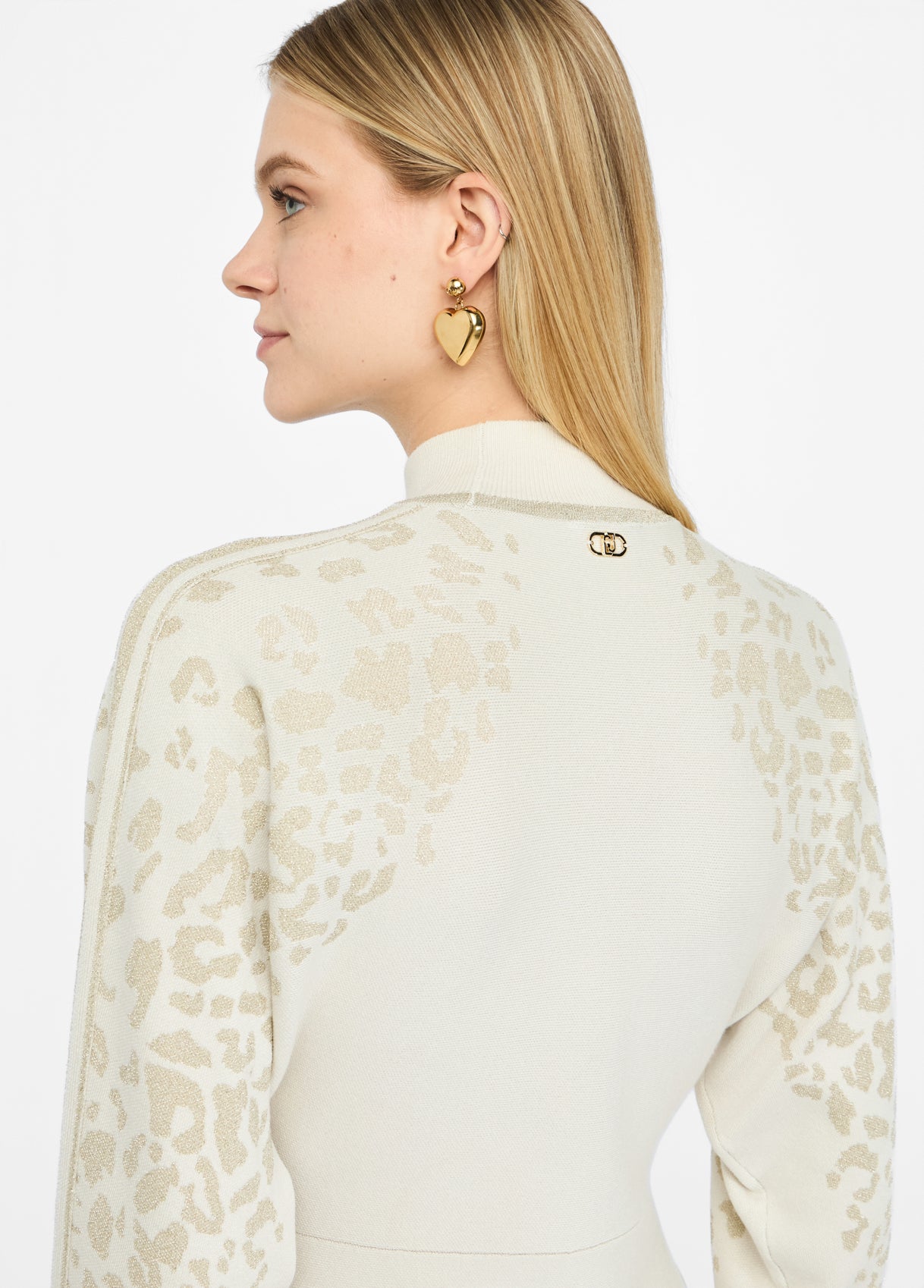 TF5176MS49IA4351XXS-Milky white