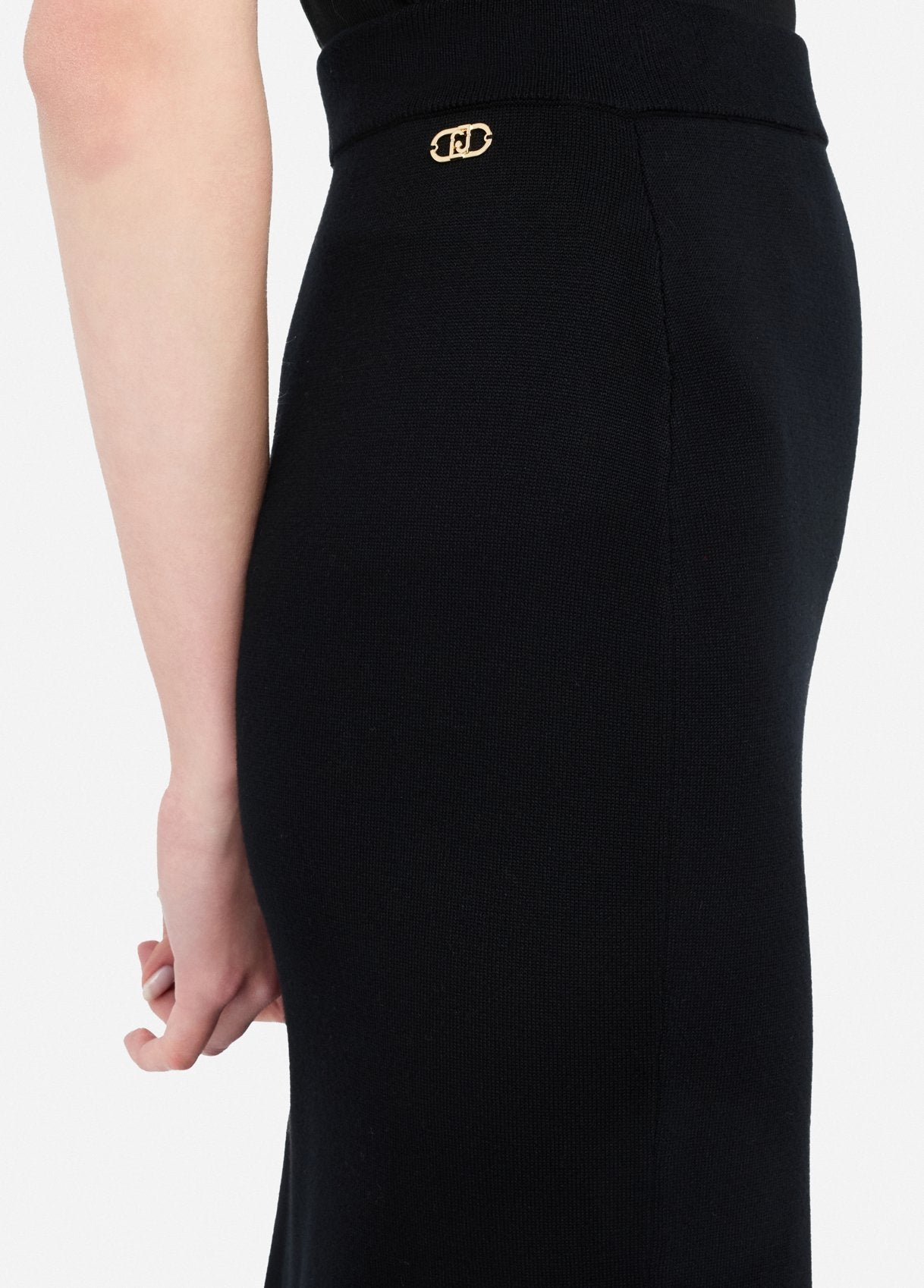 TF5211MS49I03N66XXS-black