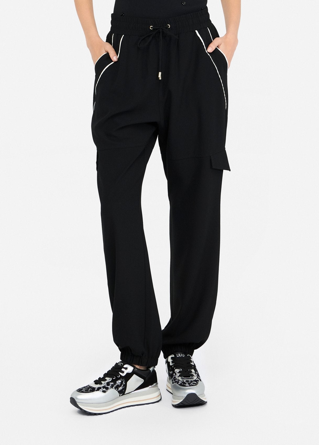 TF5263TS42303N66XXS-black