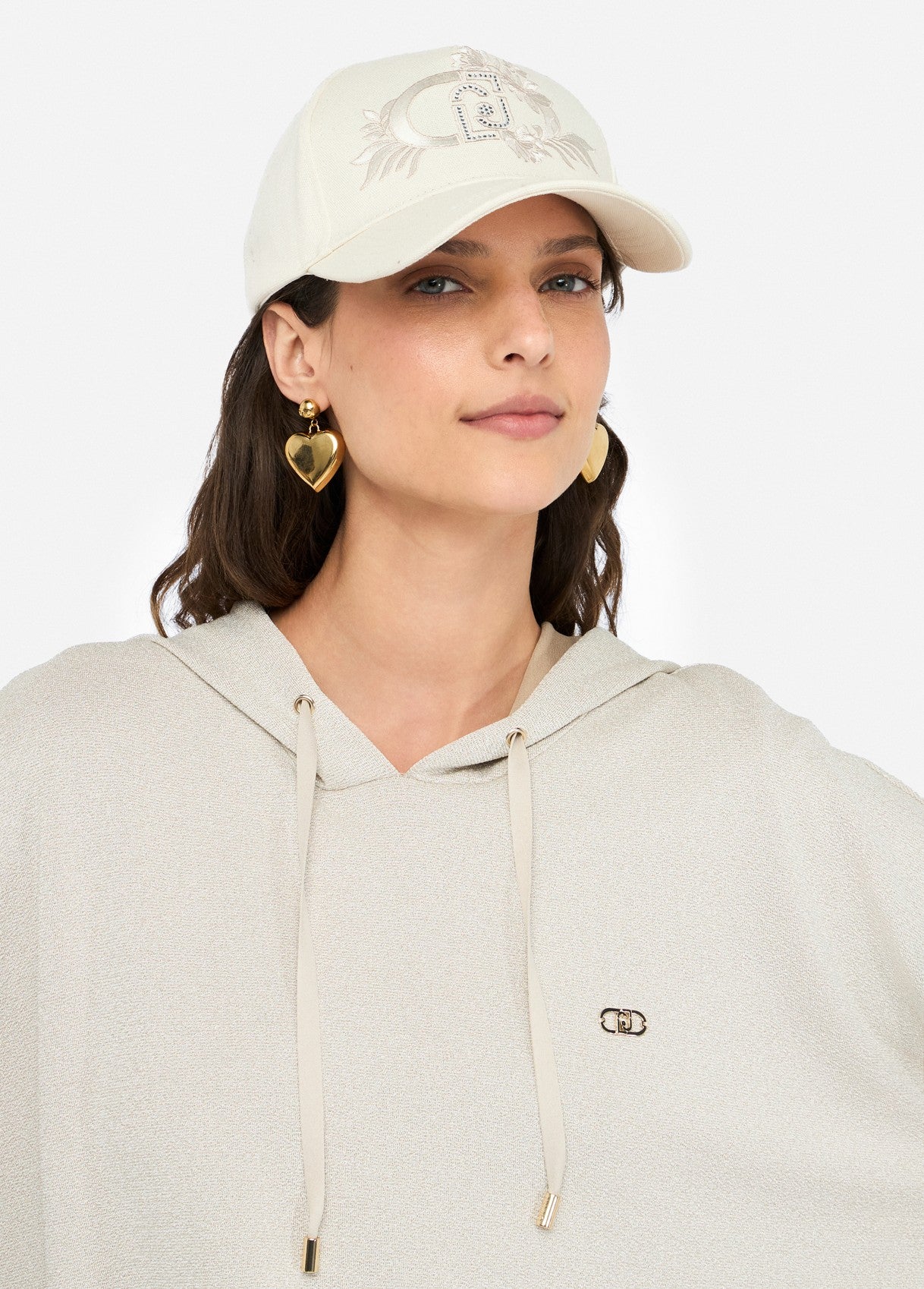 TF5274T2176M9807T.U.-white wool