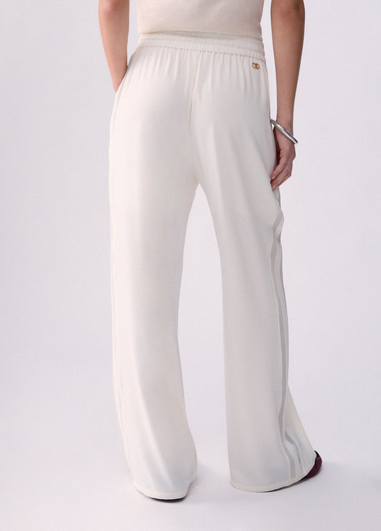 TF6114TS202D3037XXS-white wool