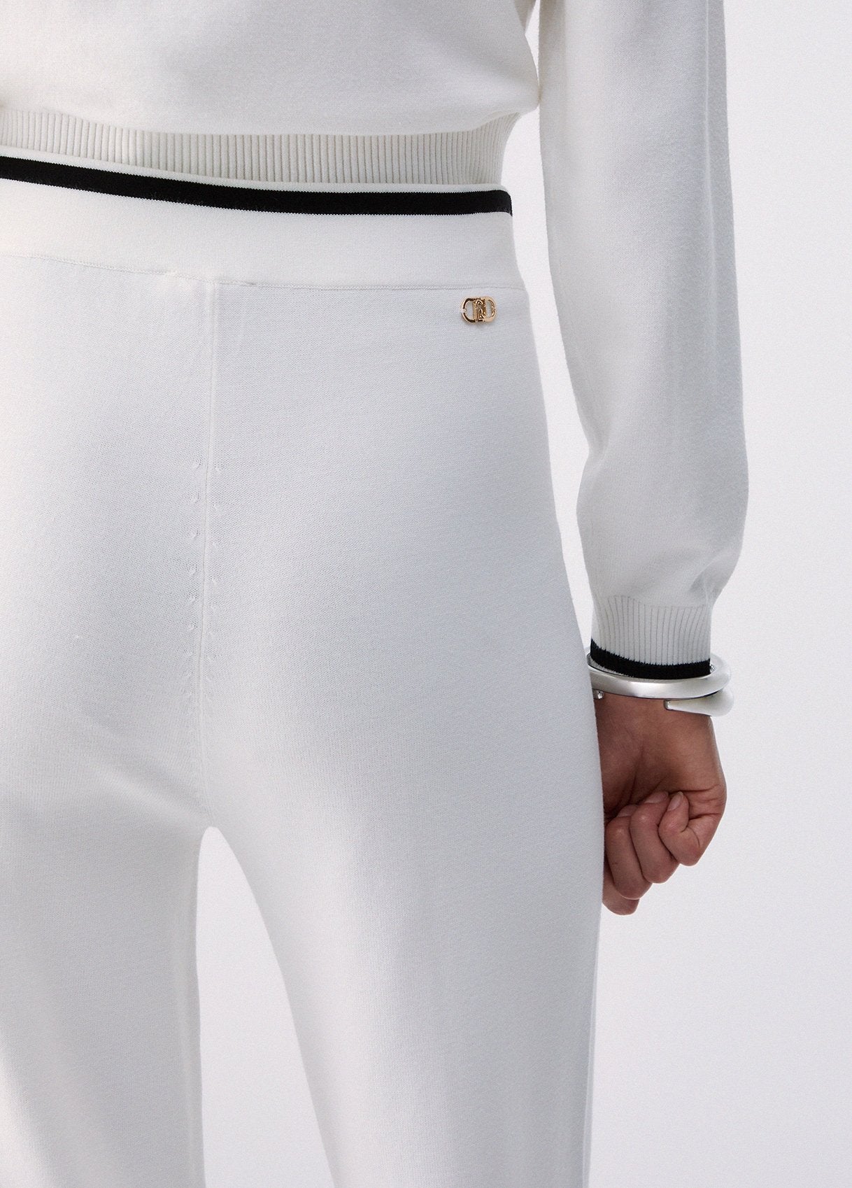 TF6190MS63LV9382XXS-white wool