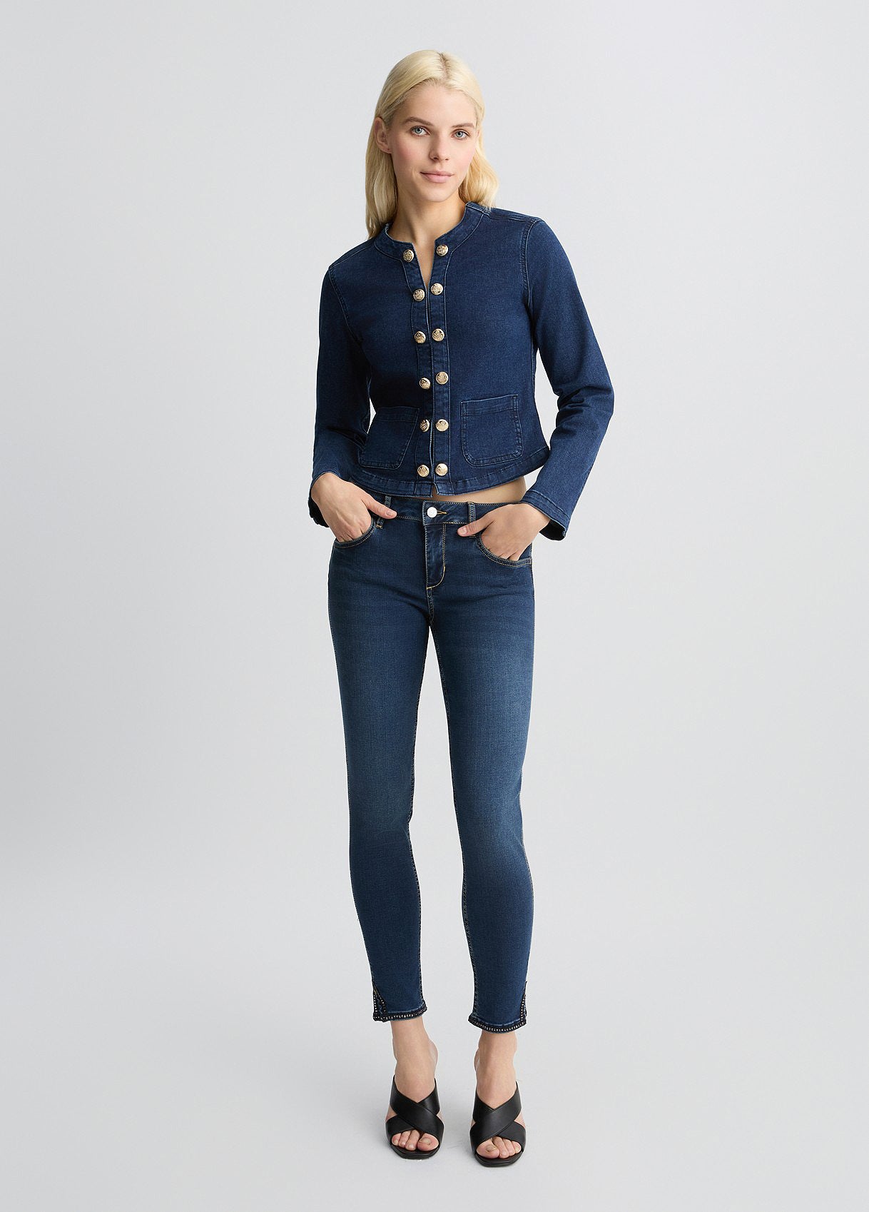 UA5085D49257881638-blue denim