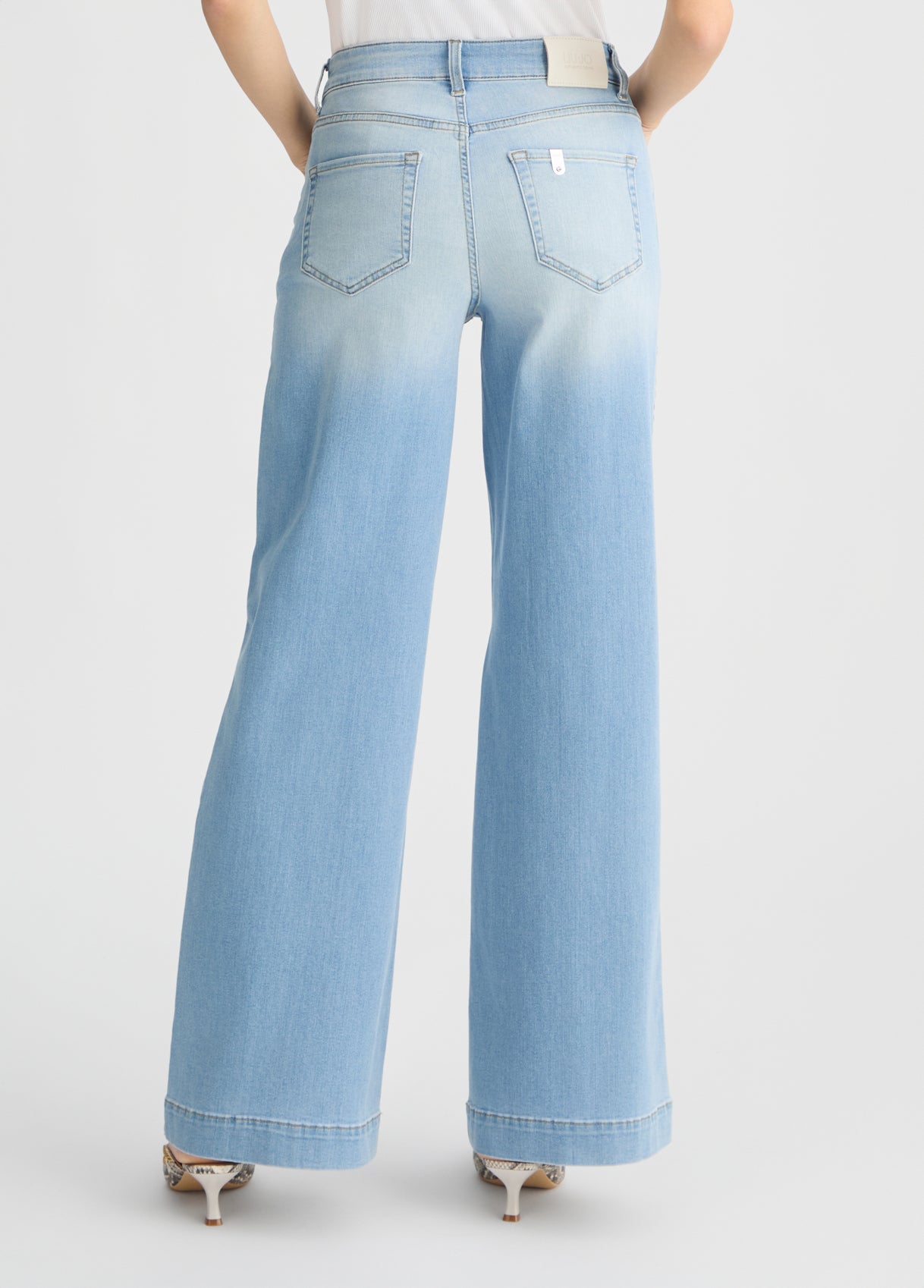 UA5158DS8007885024-light denim