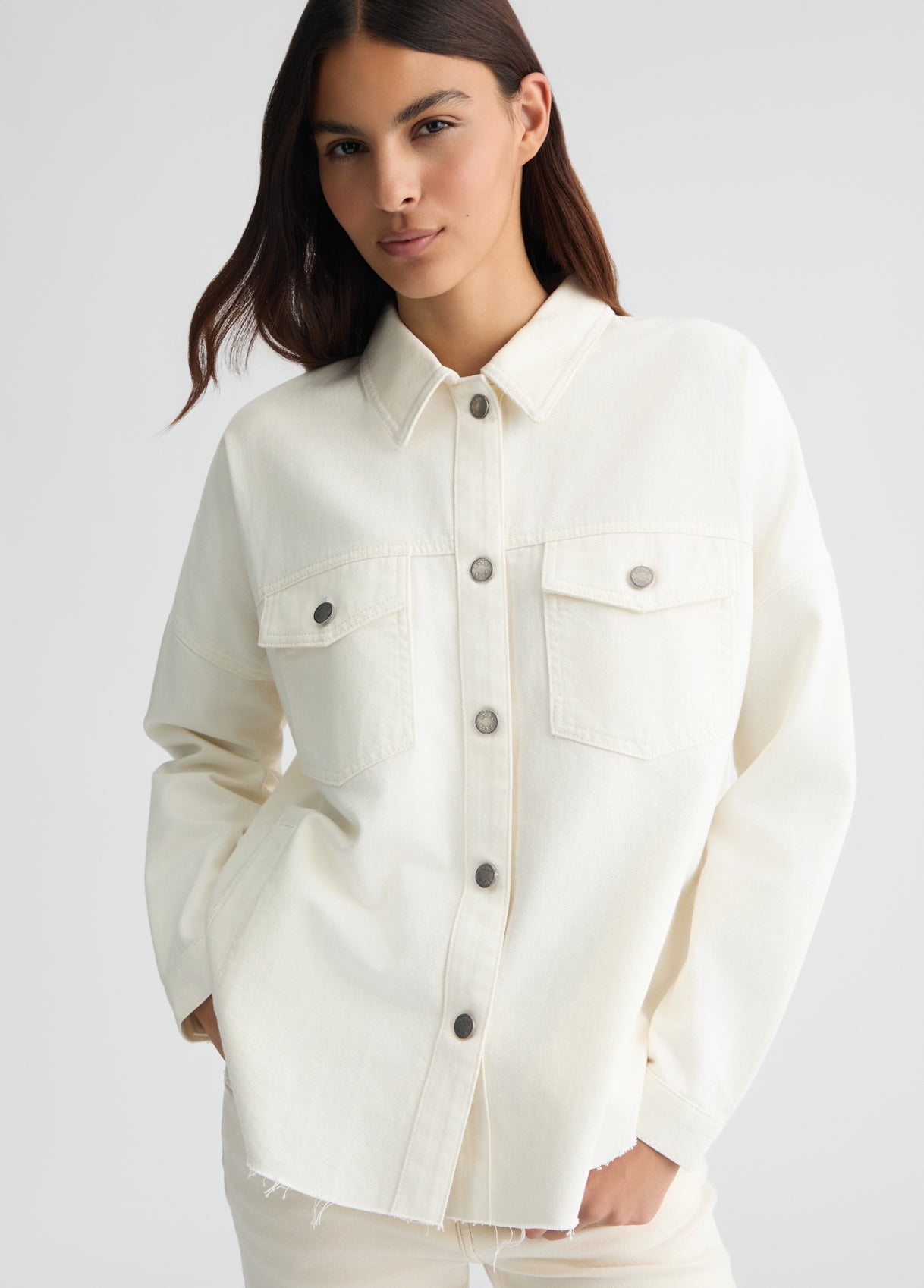 UA5165DS06910701XS-white wool