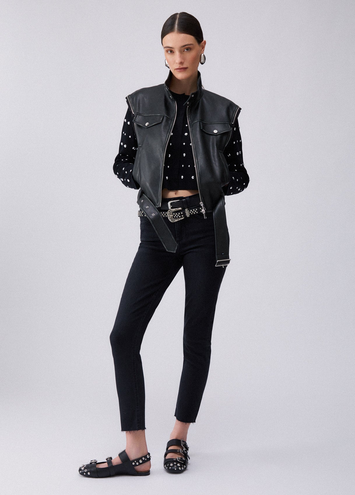 UA6035D03058748324-black denim