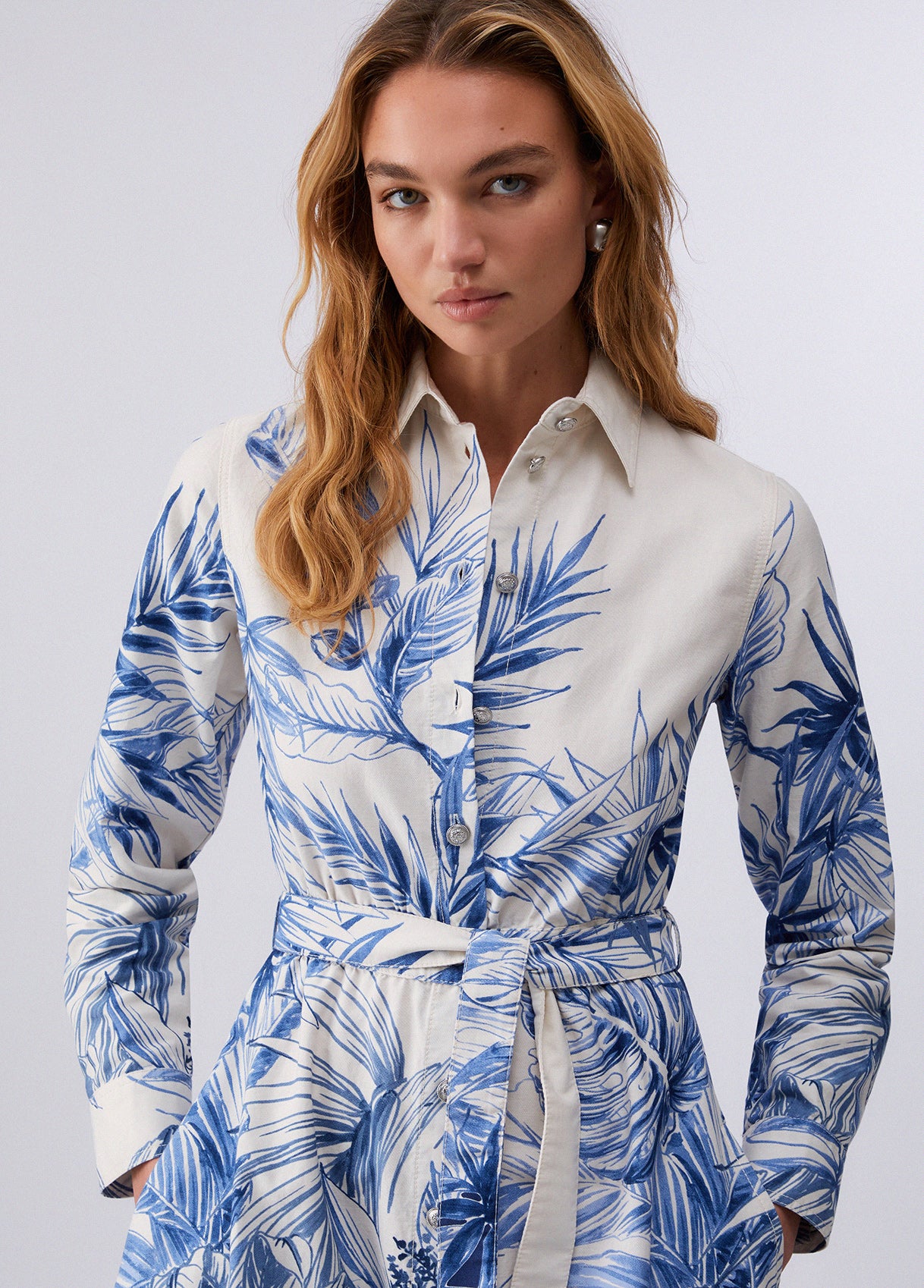 UA6305T6299P927538-white/blue