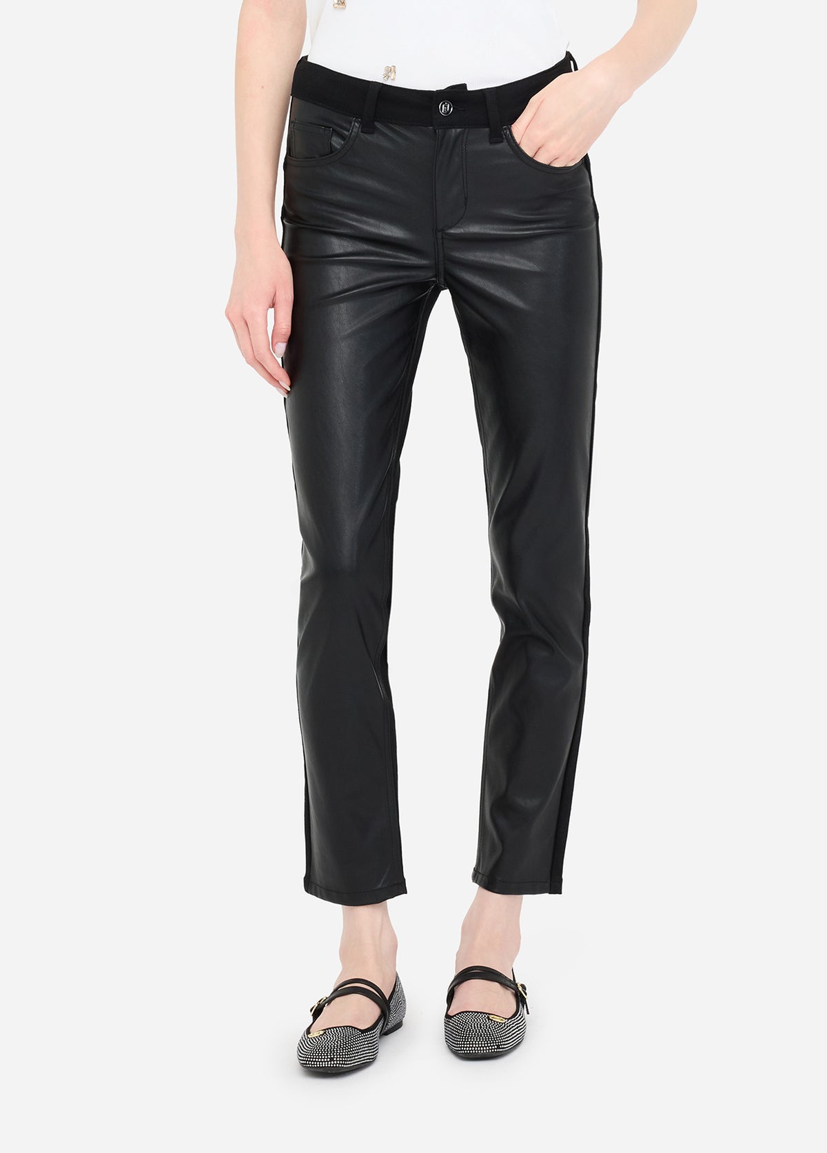 UF5035E07472222224-black