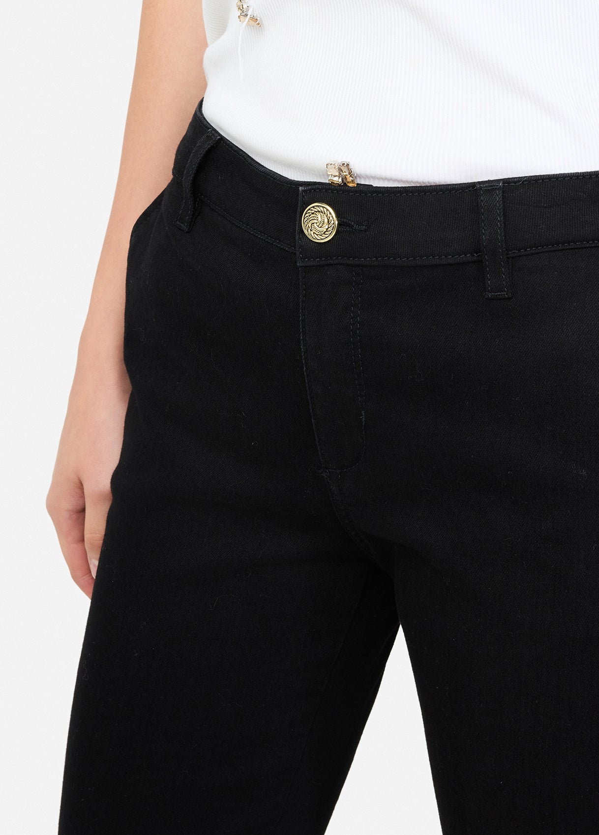 UF5155D02758741124-black denim
