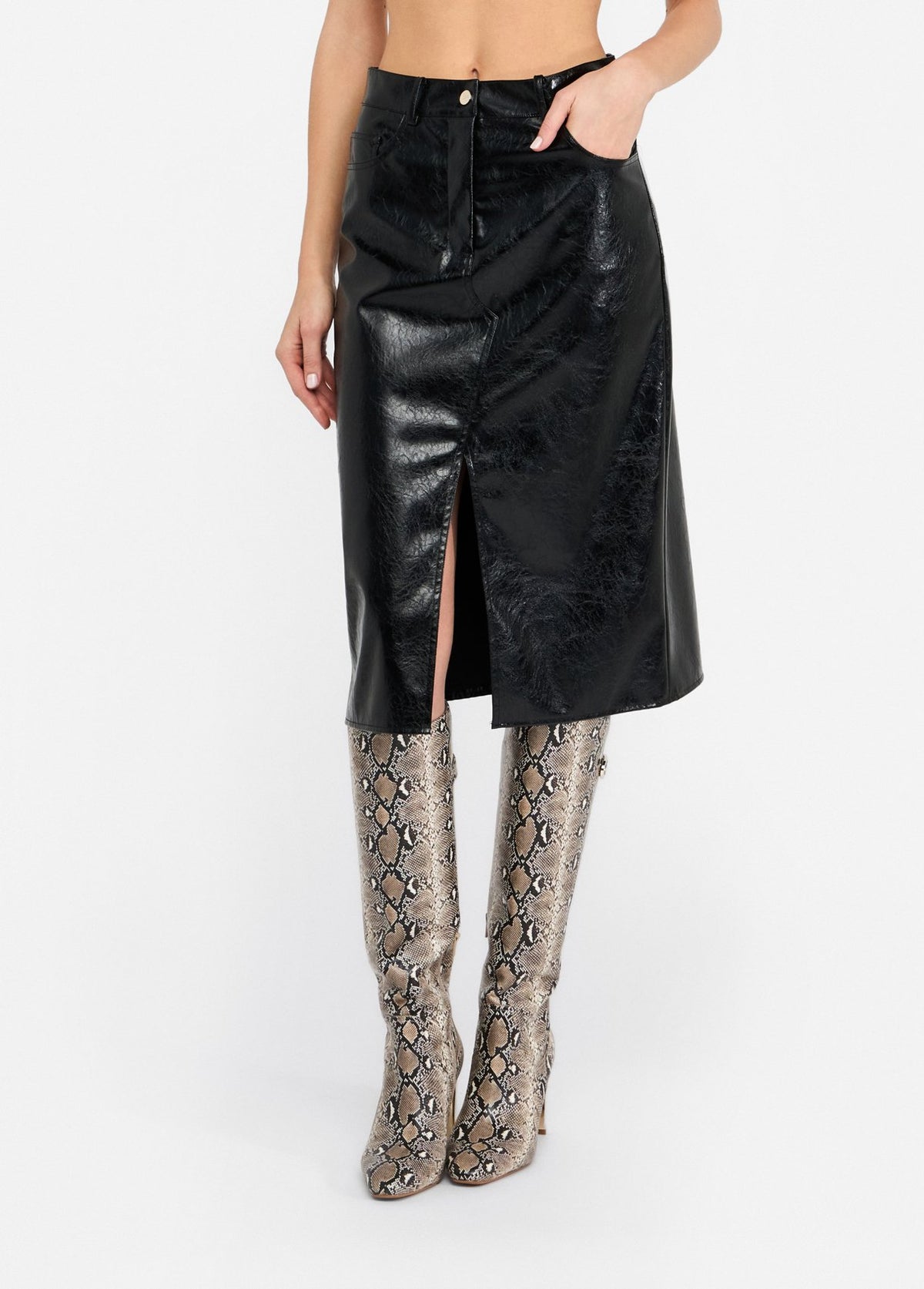 UF5232E1038U982236-black denim
