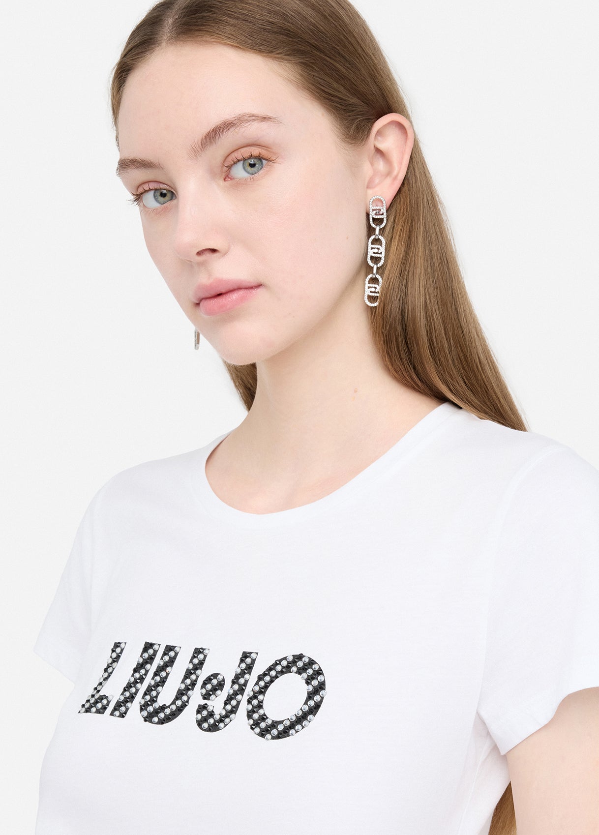 UF5266JS904M9794XS-white