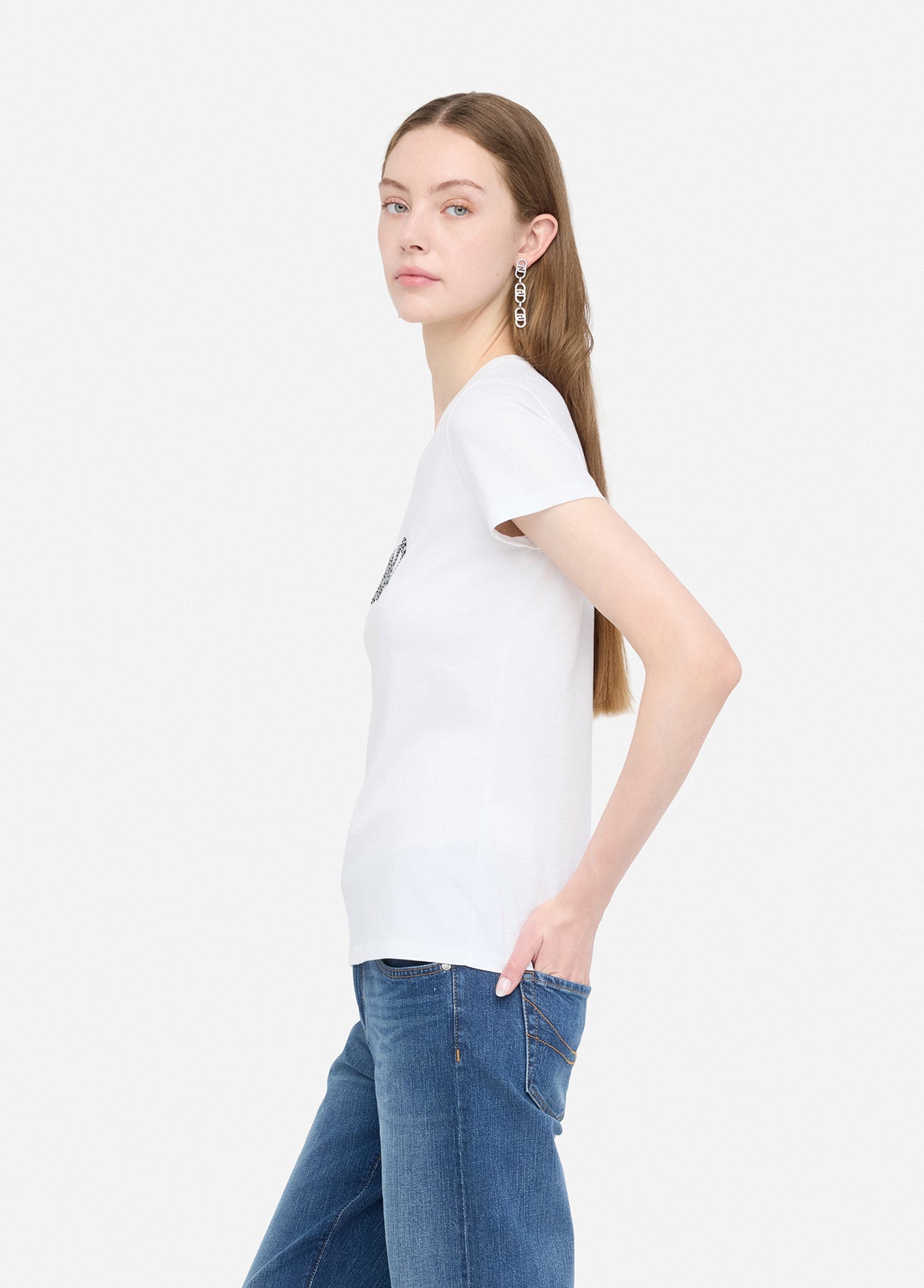 UF5266JS904M9794XS-white