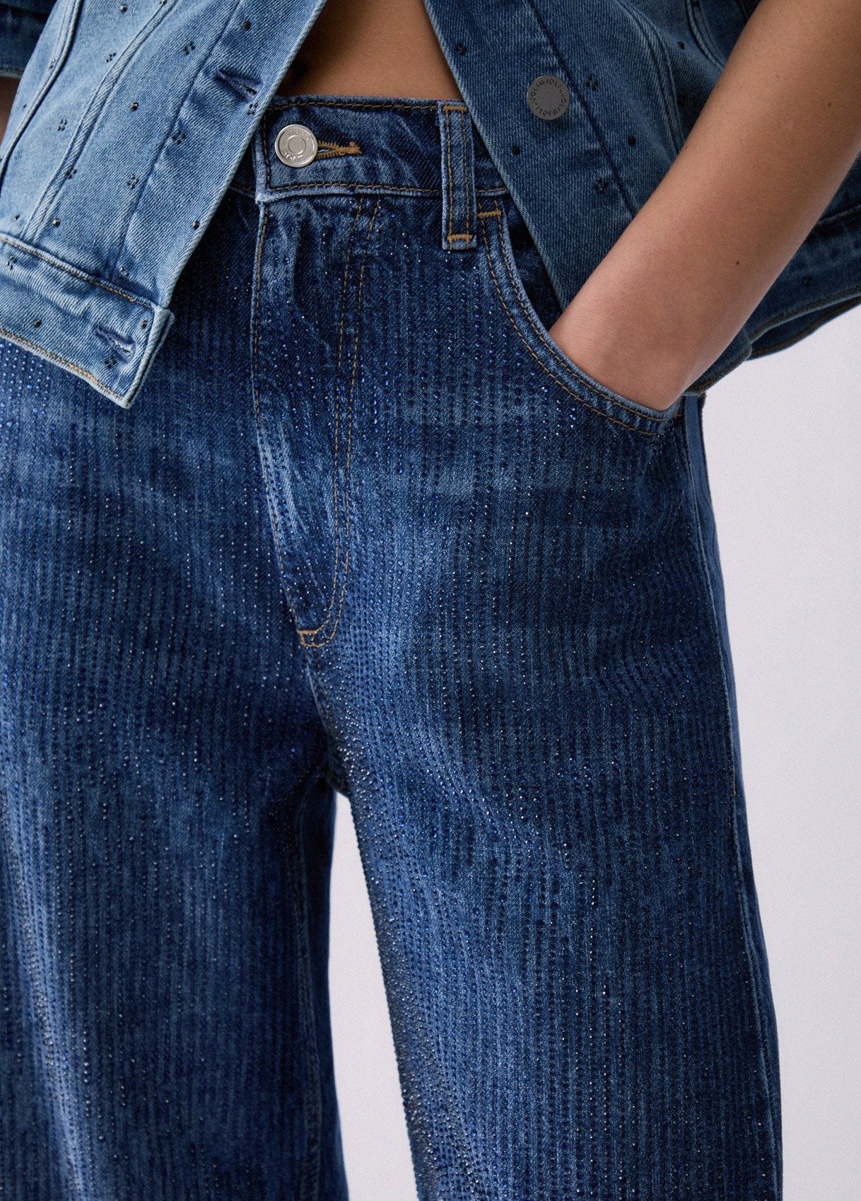 UF6166D03737911124-blue denim