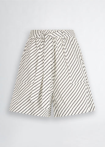 VA5066TS947M9172S-black and white stripes