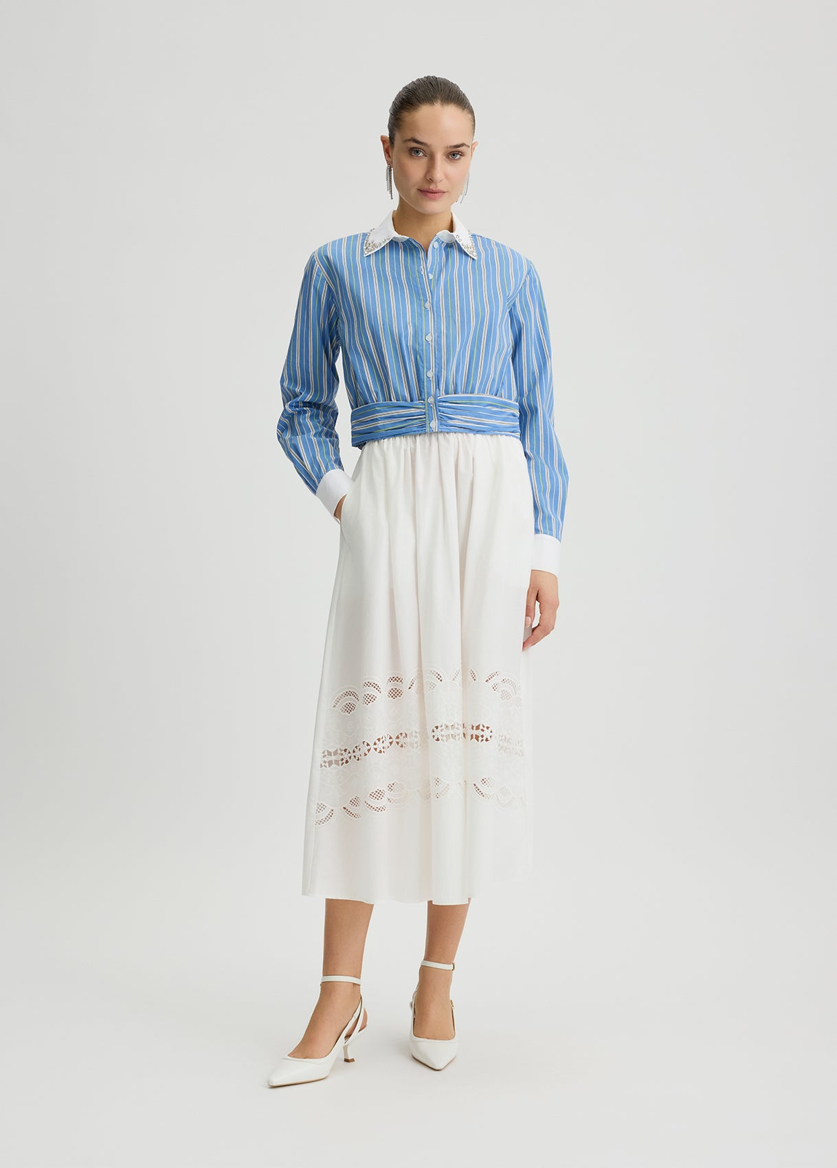 WA5258T48532030436-white