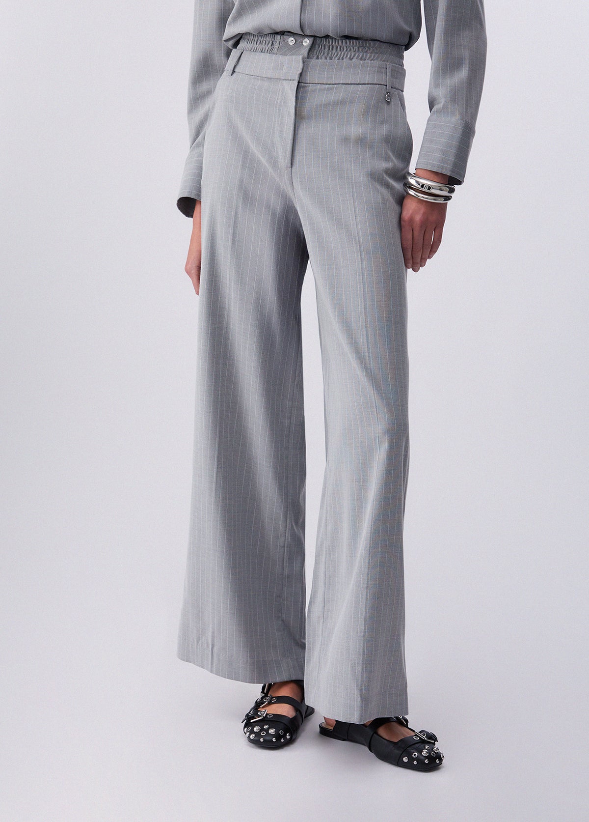 WA6099T349AP968636-grey pinstripe