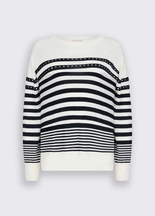WA6138MA16R03705XS-black and white