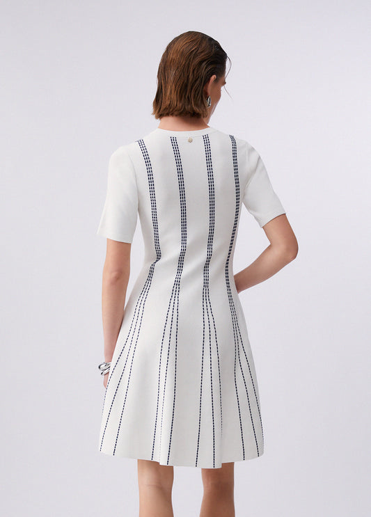 WA6145MA81R03A83XS-white