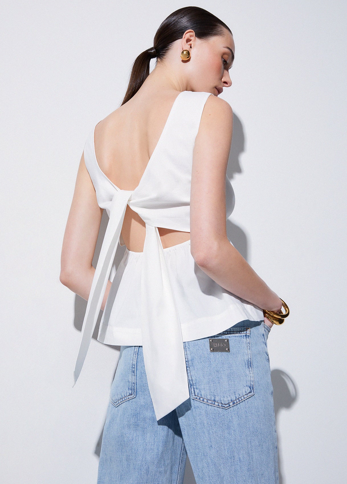 WA6468MS55N10701XS-white wool