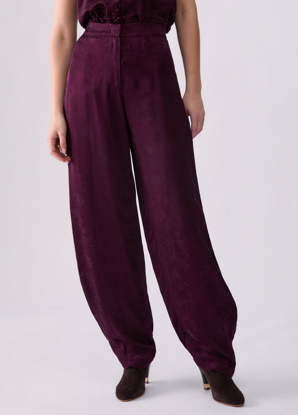 WF6133T730AX078636-aubergine