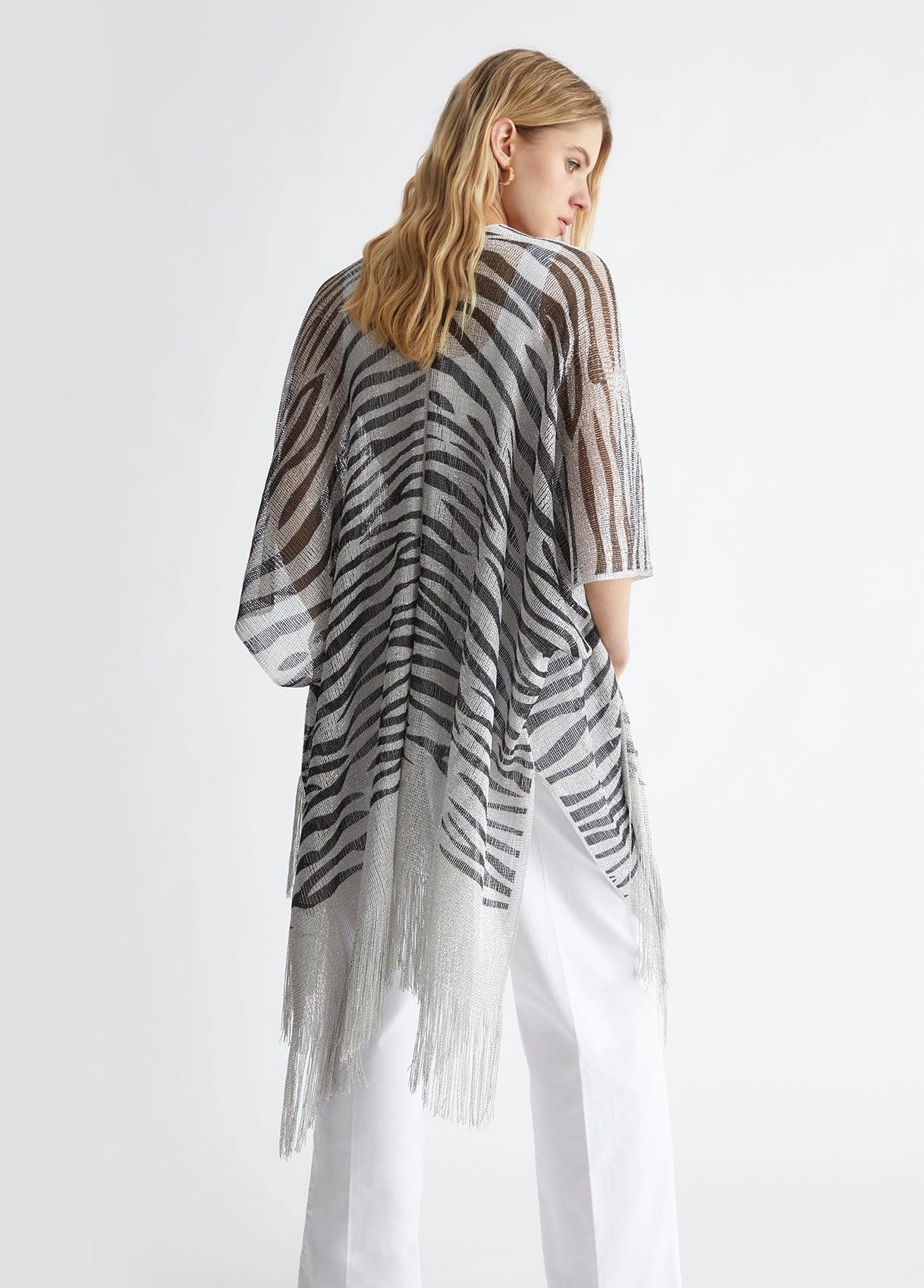 2A4015T0300S19D1T.U.-zebra print